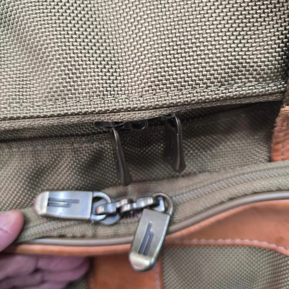 HARTMANN VINTAGE 15 INCH TRAVEL BAG